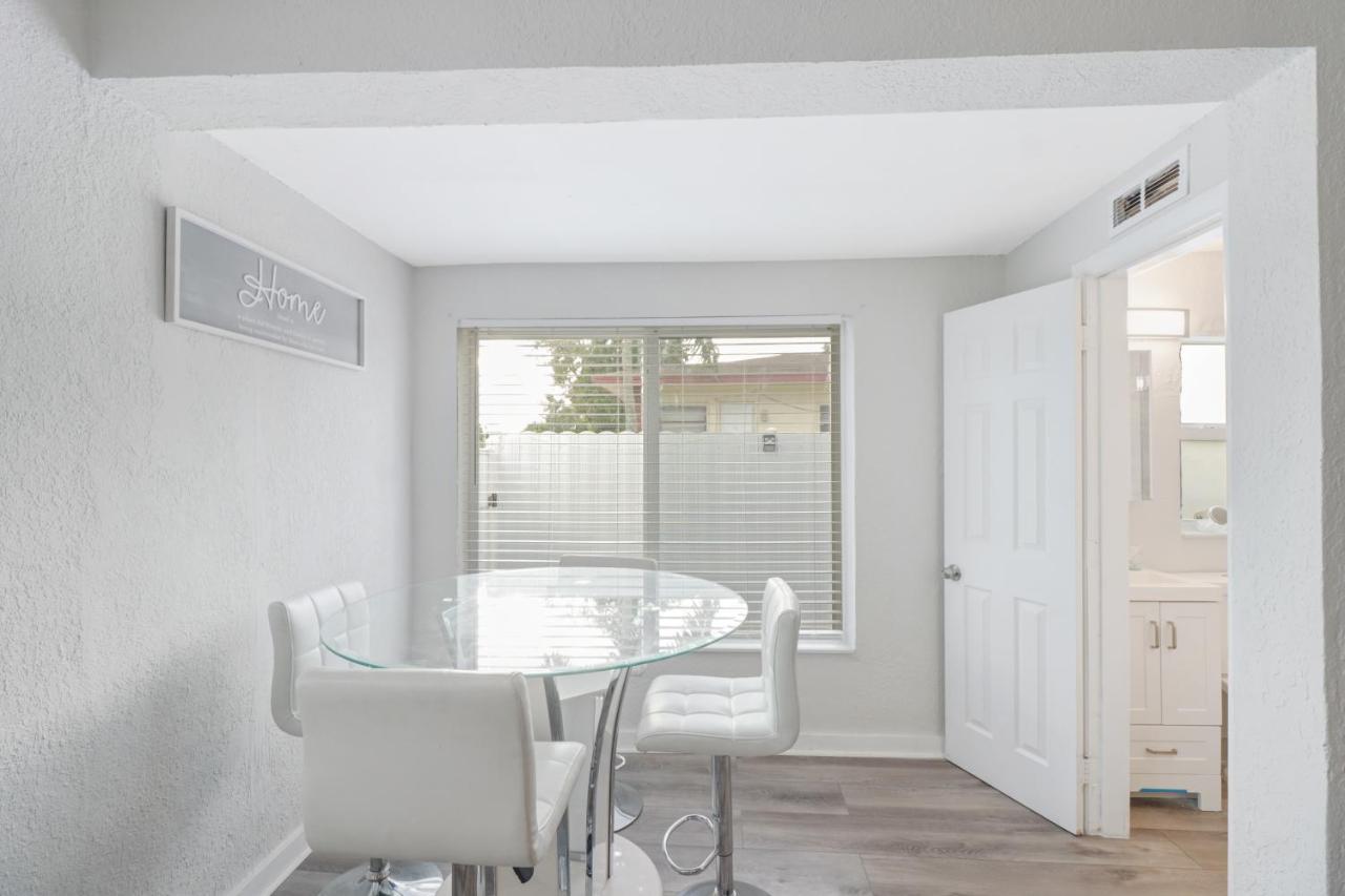 Spacious And Luxurious Home Centrally Located Between Miami And Ft. Lauderdale Miramar Esterno foto